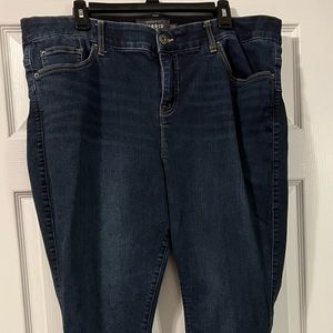 Torrid Bombshell Skinny Jeans 22T